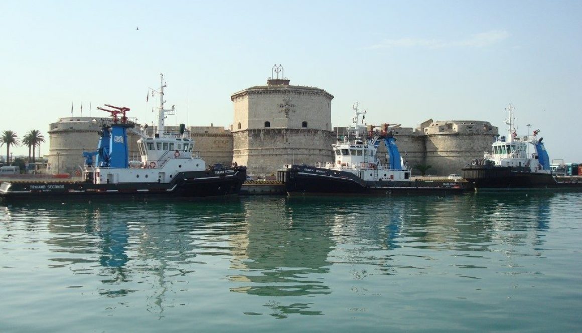 FORTE MICHELANGELO VISTO DAL PORTO STORICO (Medium)